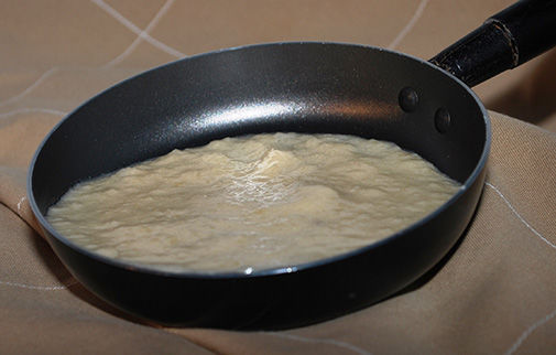 gestoofde uienpasta